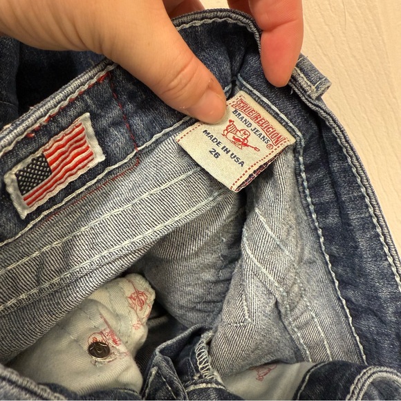 Women’s True Religion Jeans - Picture 3 of 3